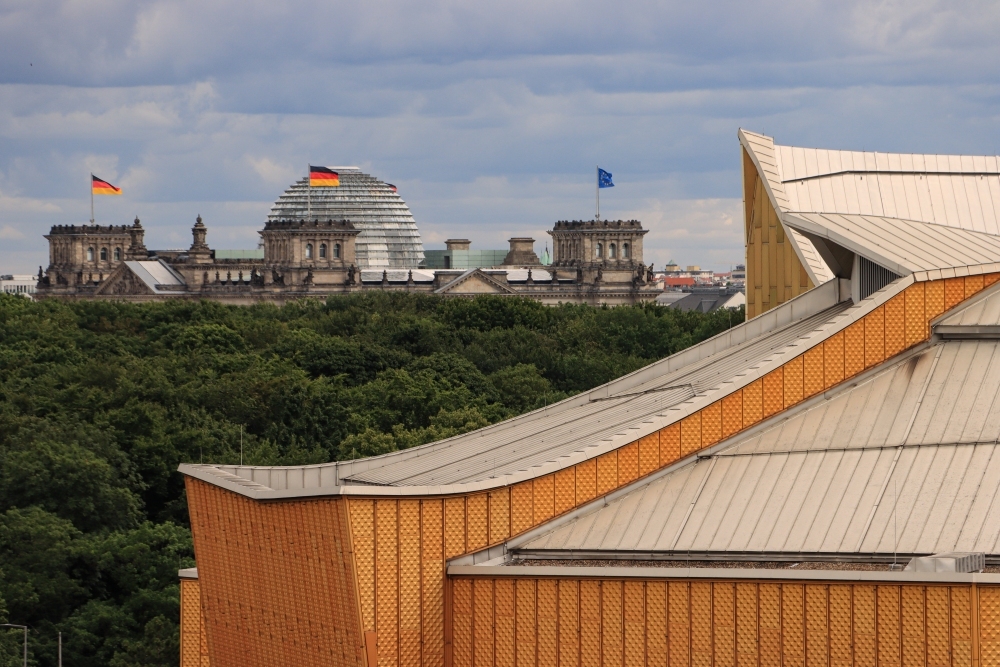 Philharmonie und Reichstag