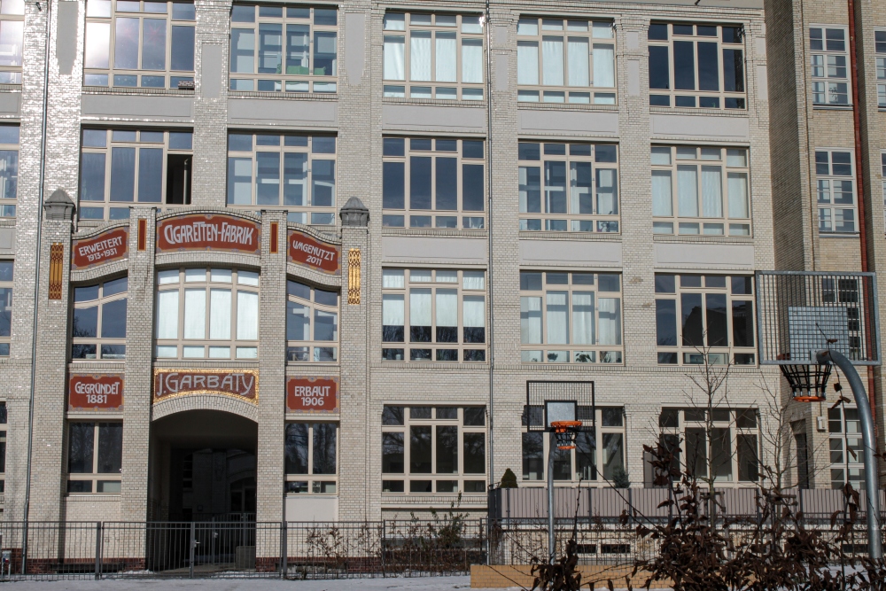 Berlin-Pankow; Zigarettenfabrik Garbaty