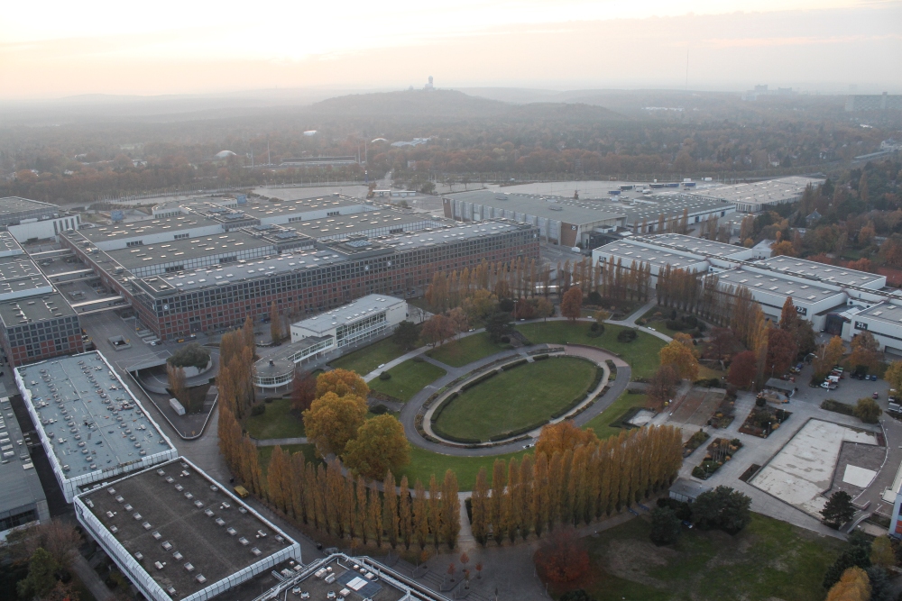 Messegelände mit Sommergarten