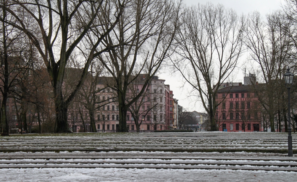 Berlin-Kreuzberg; Mariannenplatz