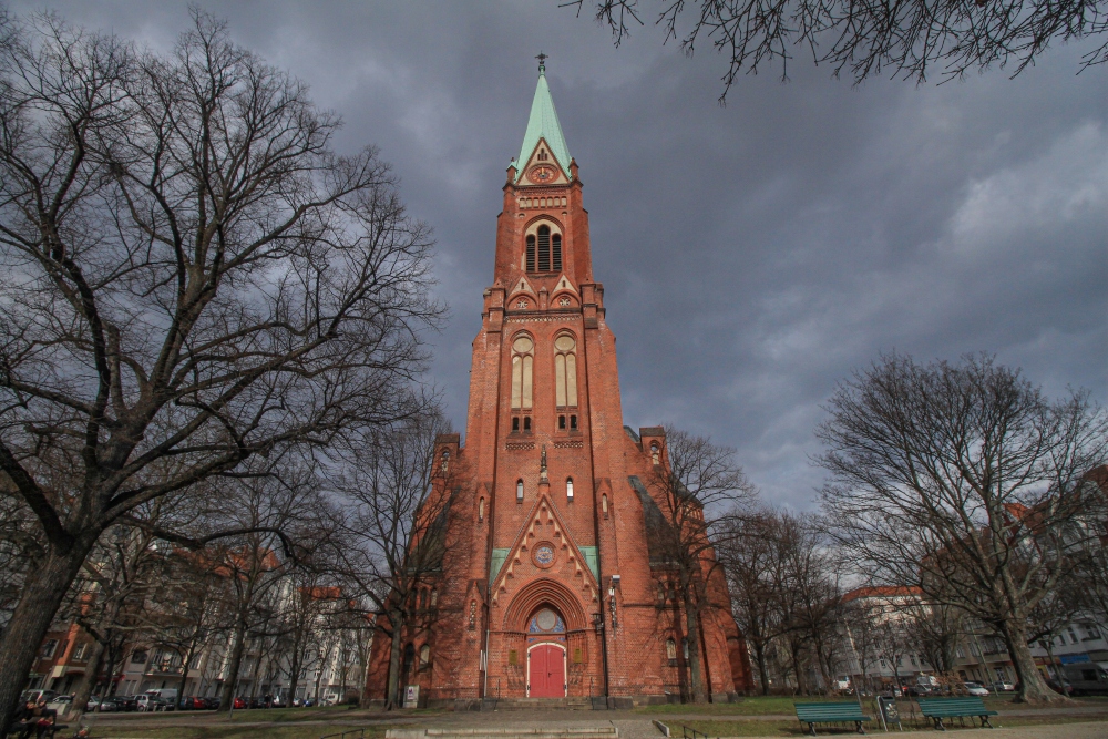 Berlin-Wedding; Neue Nazarethkirche auf dem Leopoldplatz