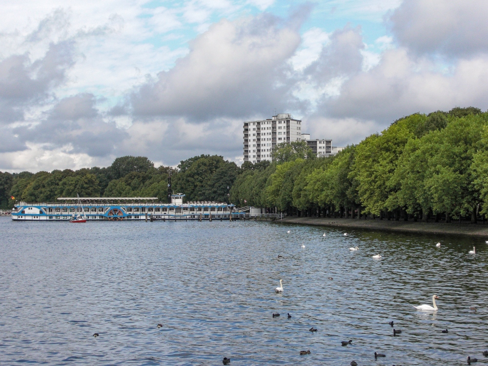 Berlin-Tegel; Tegeler See an der Greenwichpromenade