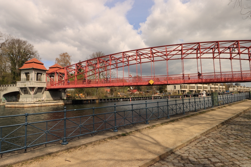 Berlin-Tegel; Hafenbrücke