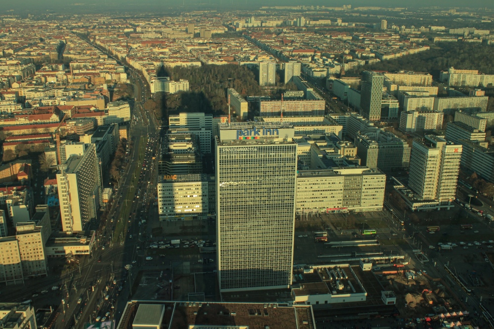 Berlin, Blick über den Alexanderplatz nach Nordosten