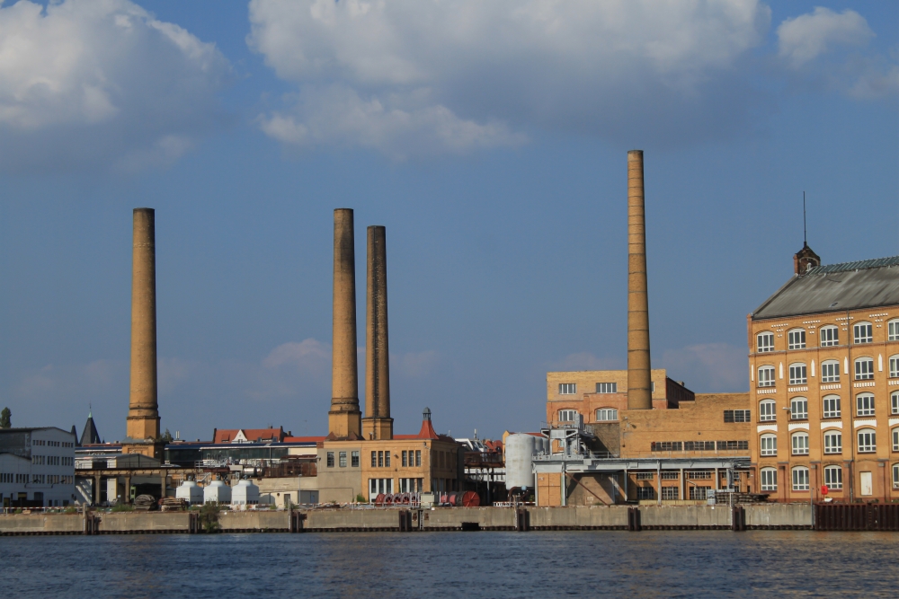 Berlin-Köpenick; Schornsteine der AEG