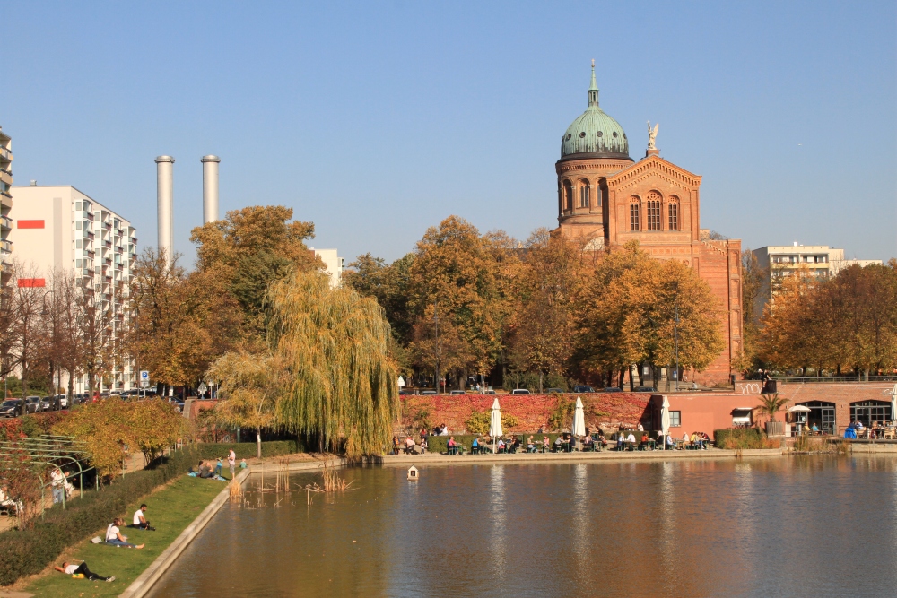Berlin; Engelbecken mit St. Michael
