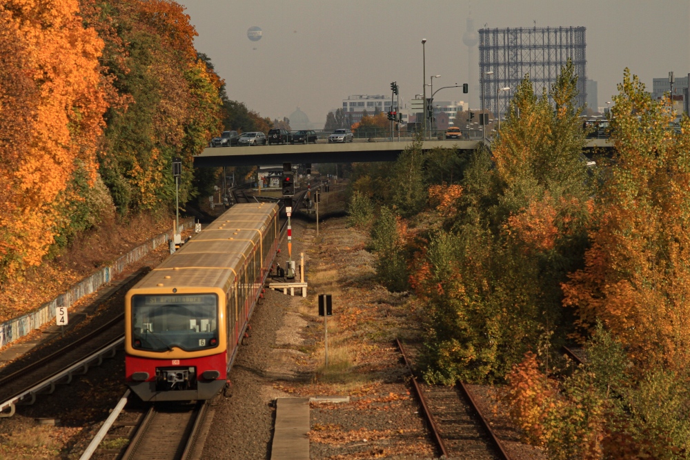 Berlin; Wannseebahn in Friedenau