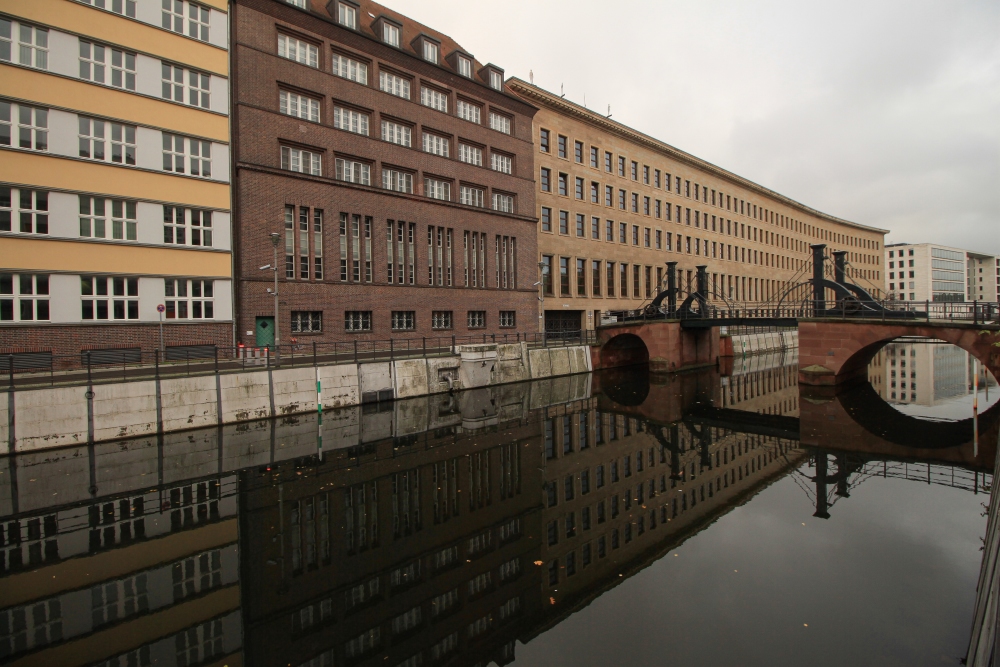 Jungfernbrücke, Kupfergraben