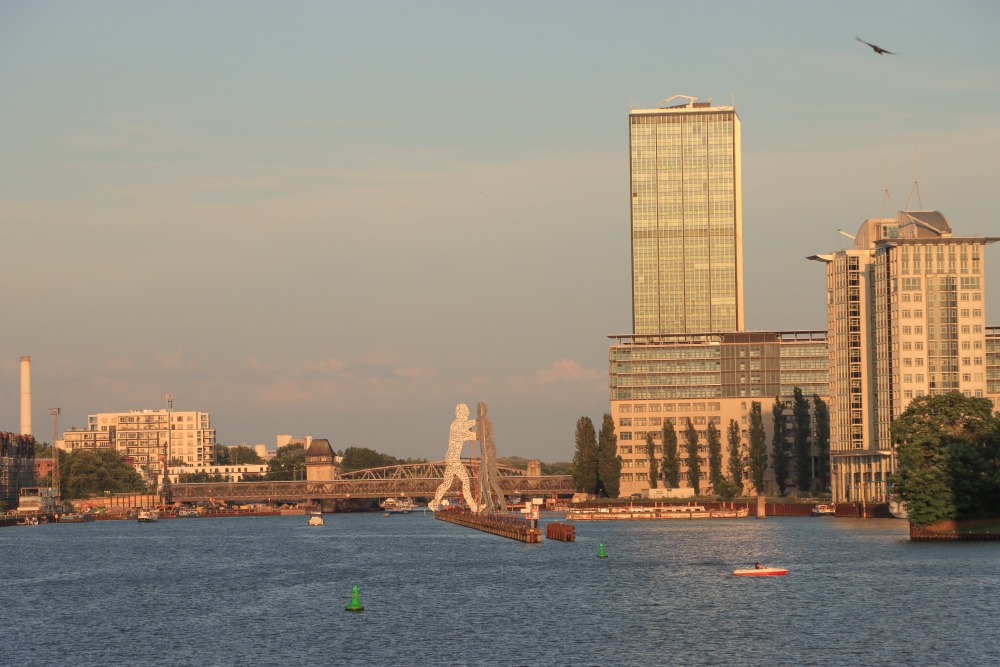 Berlin, Spreepanorama um die Elsenbrücke