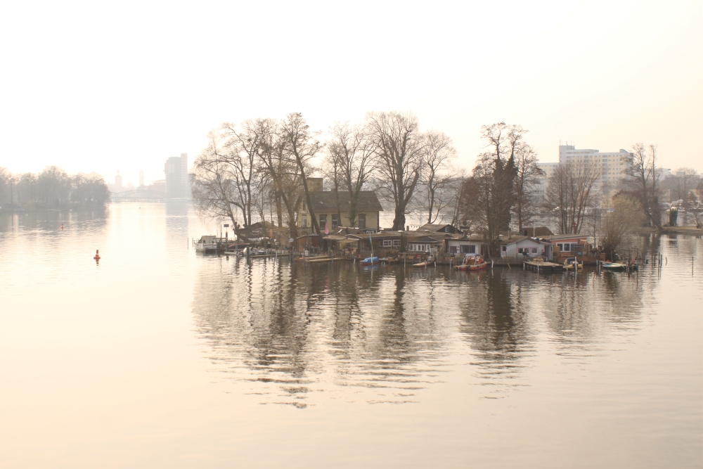 Berlin-Spandau; Insel Kleiner Wall im Spandauer See