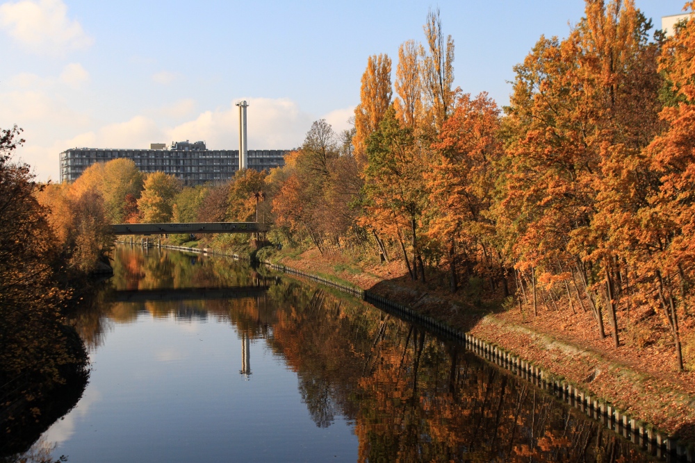 Berlin-Steglitz; Teltowkanal am Klinikum