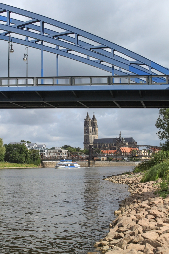 Magdeburg; Domblick von der Hundewiese