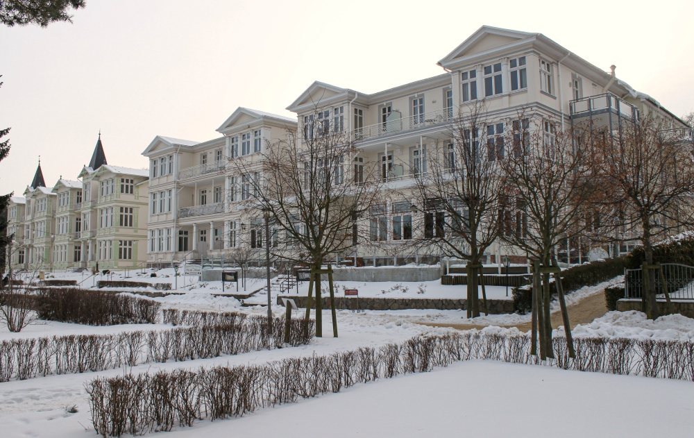 Winter an der Ostsee; Strandpromenade in Zinnowitz