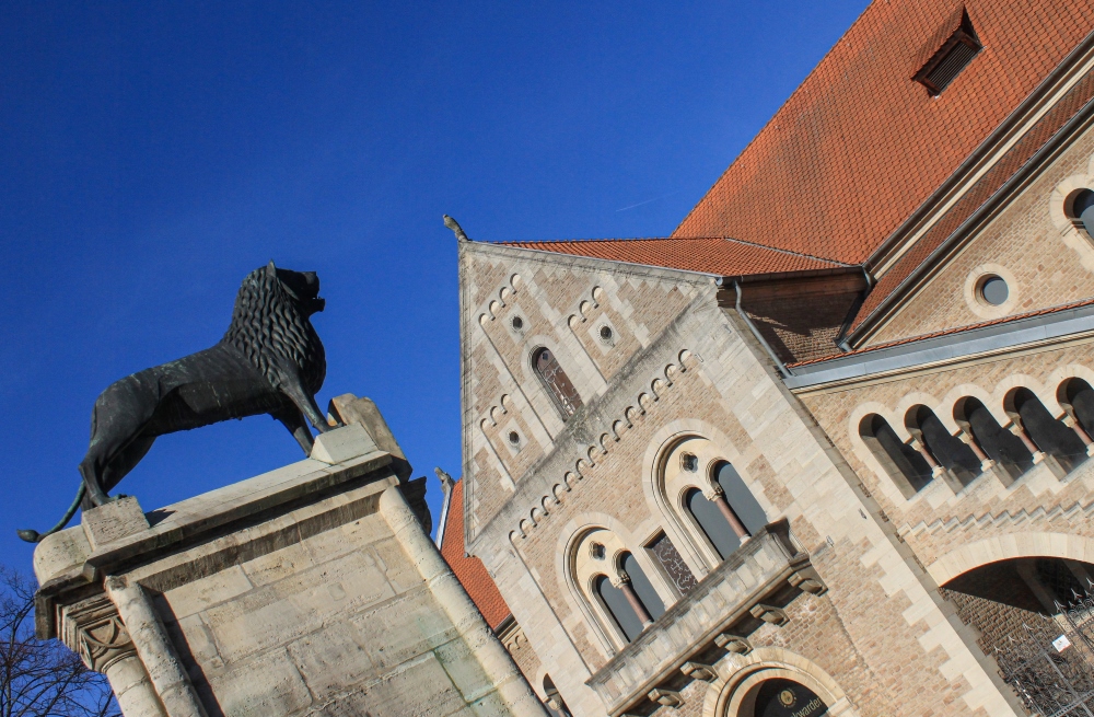 Braunschweig; Löwe und Burg Dankwarderode