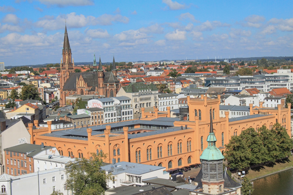 Schwerin; Arsenal und Paulskirche