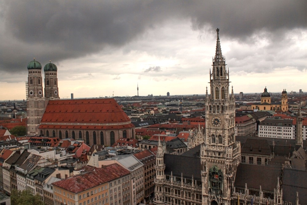 München; Frauenkirche und Rathaus