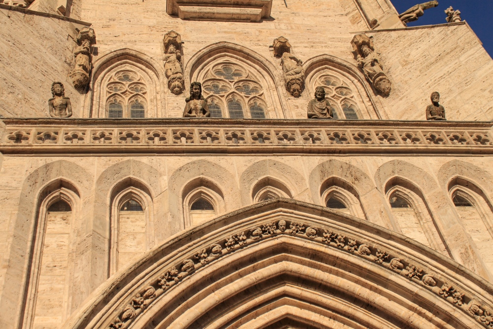 Mühlhausen i. Thür.; Berühmte Figurengruppe über dem Südportal von St. Marien
