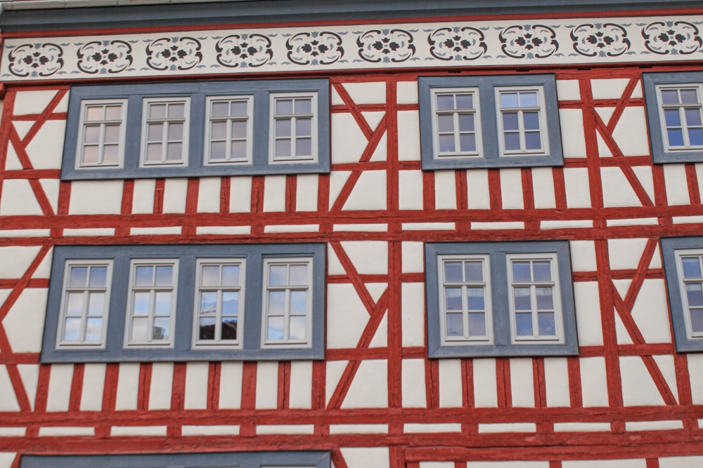 Bad Langensalza; Fassade am Wiebeckplatz
