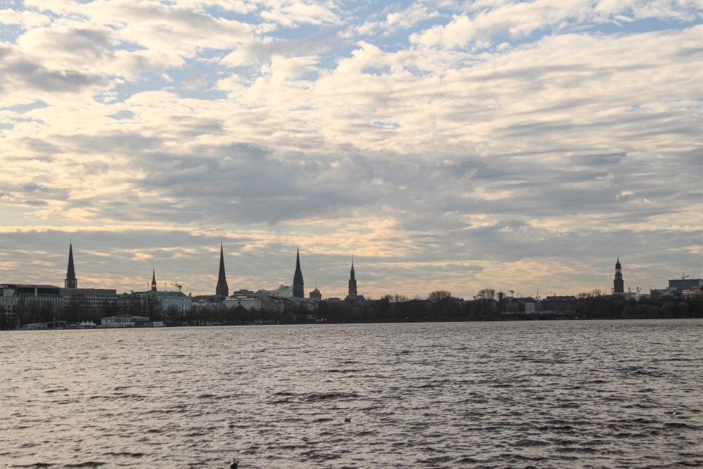 Hamburg; Alsterpanorama