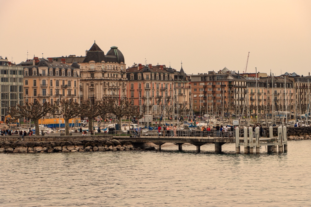 Genf; Quai Gustave-Ador