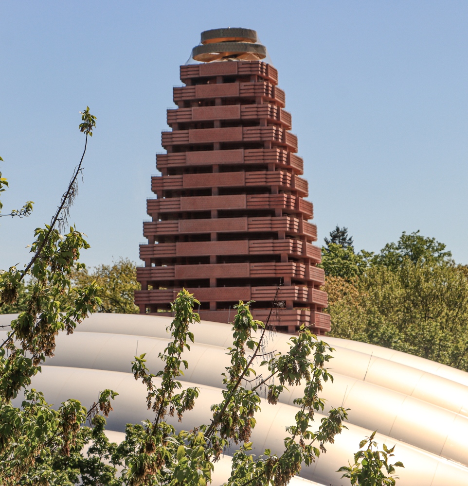 Berlin; Nashornpagode im Zoo