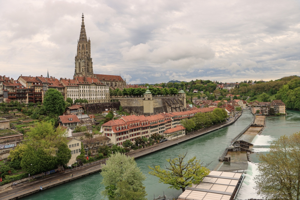 Bern; Münsterblick von der Kirchenfeldbrücke