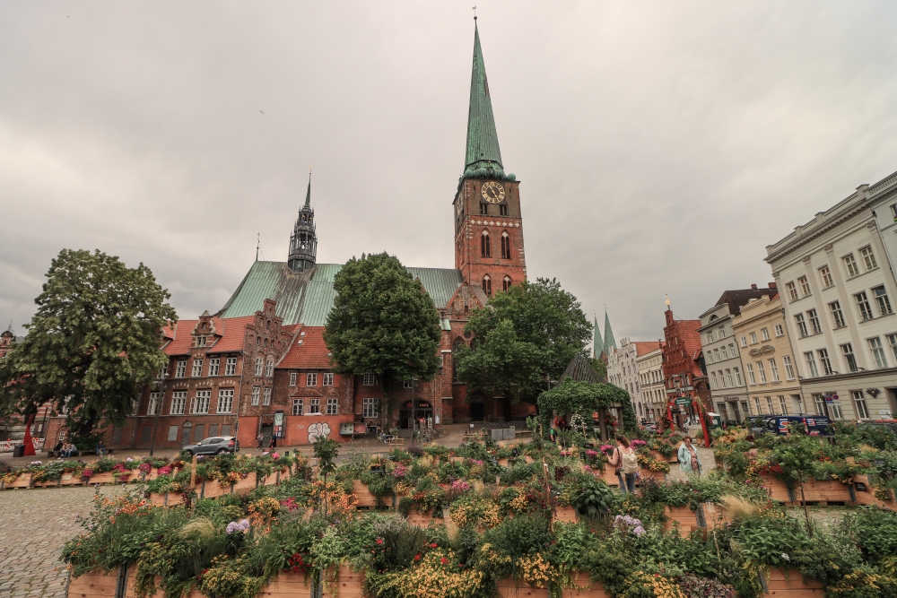 Lübeck; Koberg mit St. Jakobi