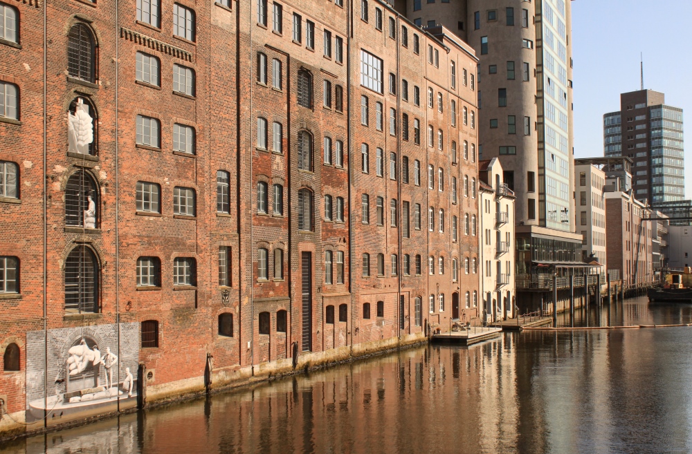 Hamburg-Harburg; Speicher am Westlichen Bahnhofskanal