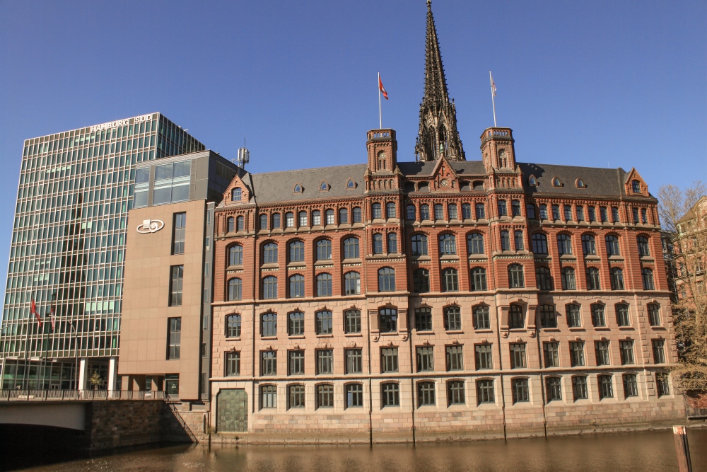 Hamburg; Laeiszhof am Nikolaifleet