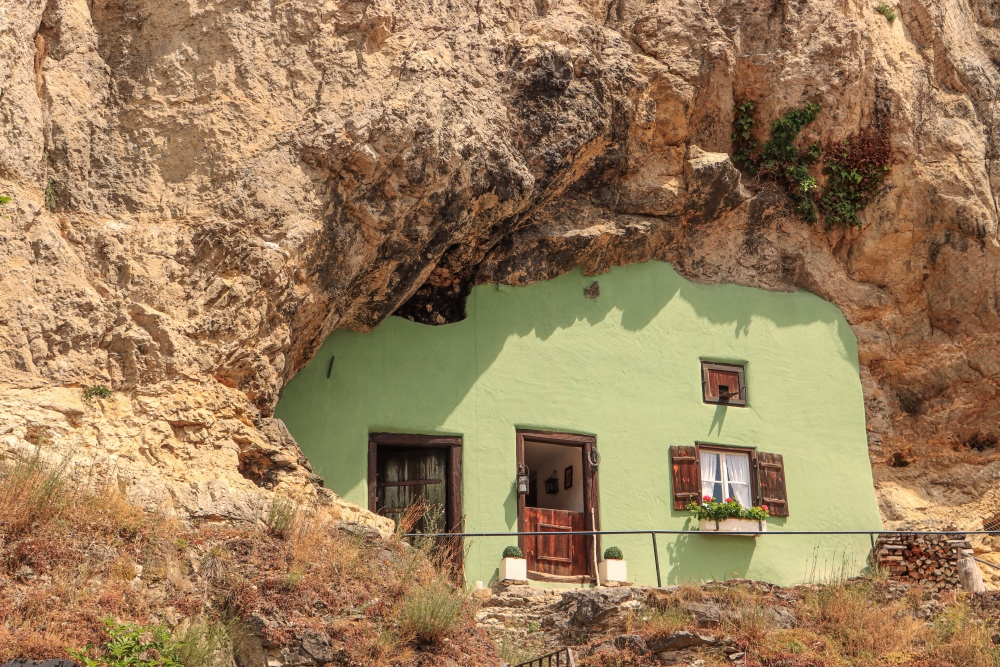 Kallmünz; Wohnen im Fels