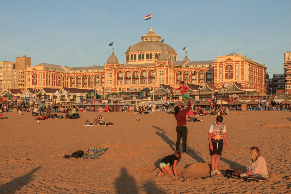 Scheveningen; Strand am Kurhaus