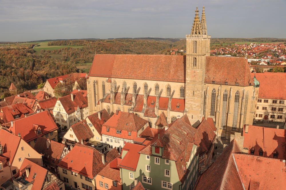 Rothenburg o. d. T.; Altstadt mit St.-Jakobs-Kirche