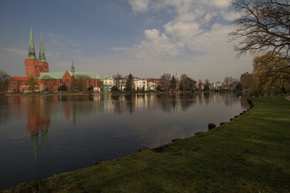 Lübeck; Domblick vom Mühlenteich