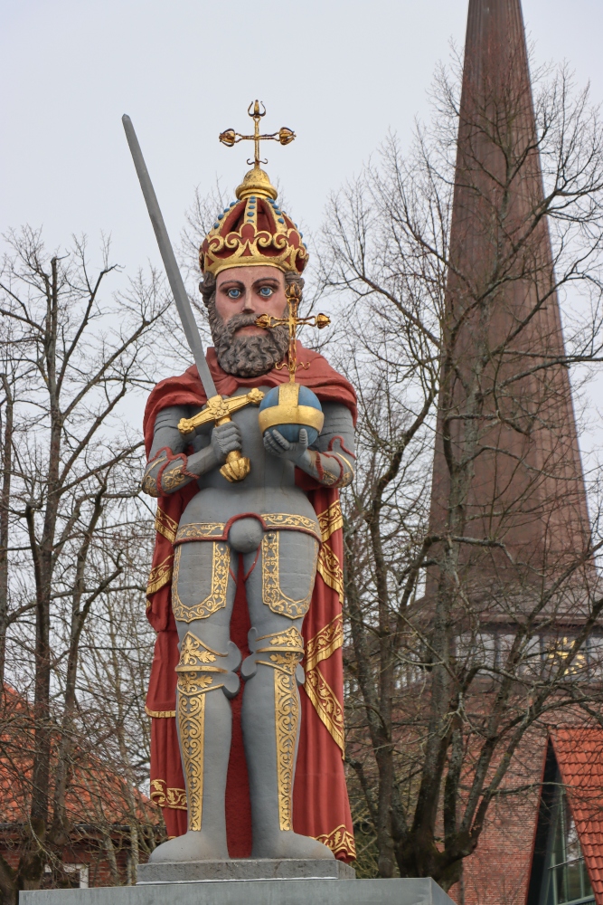 Wedeler Wahrzeichen; Roland auf dem Marktplatz