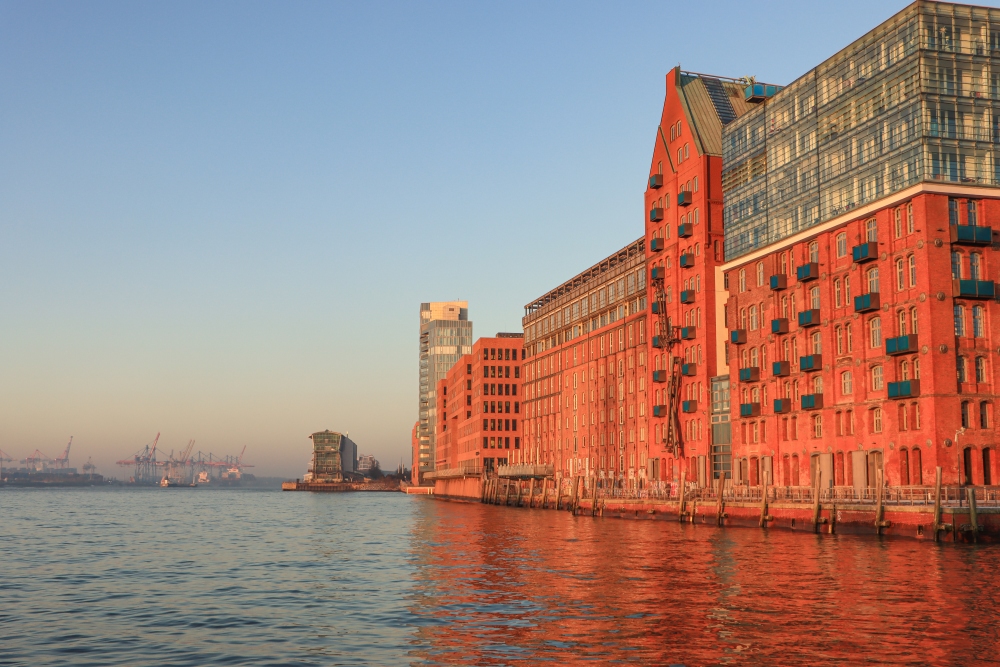 Hamburg; Elbspeicher Altona