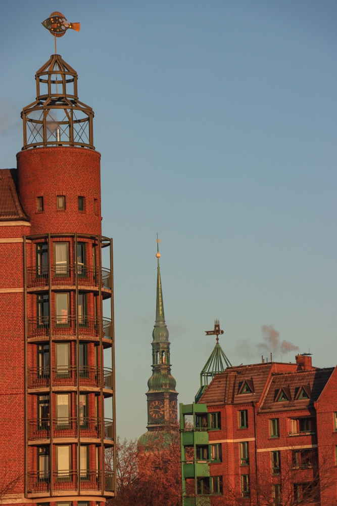 Hamburg; Blickwinkel am Fischmarkt
