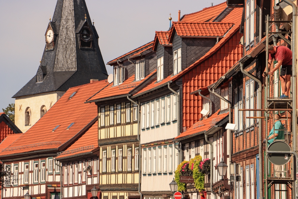 Wernigerode; Pfarrstraße mit St. Johannis