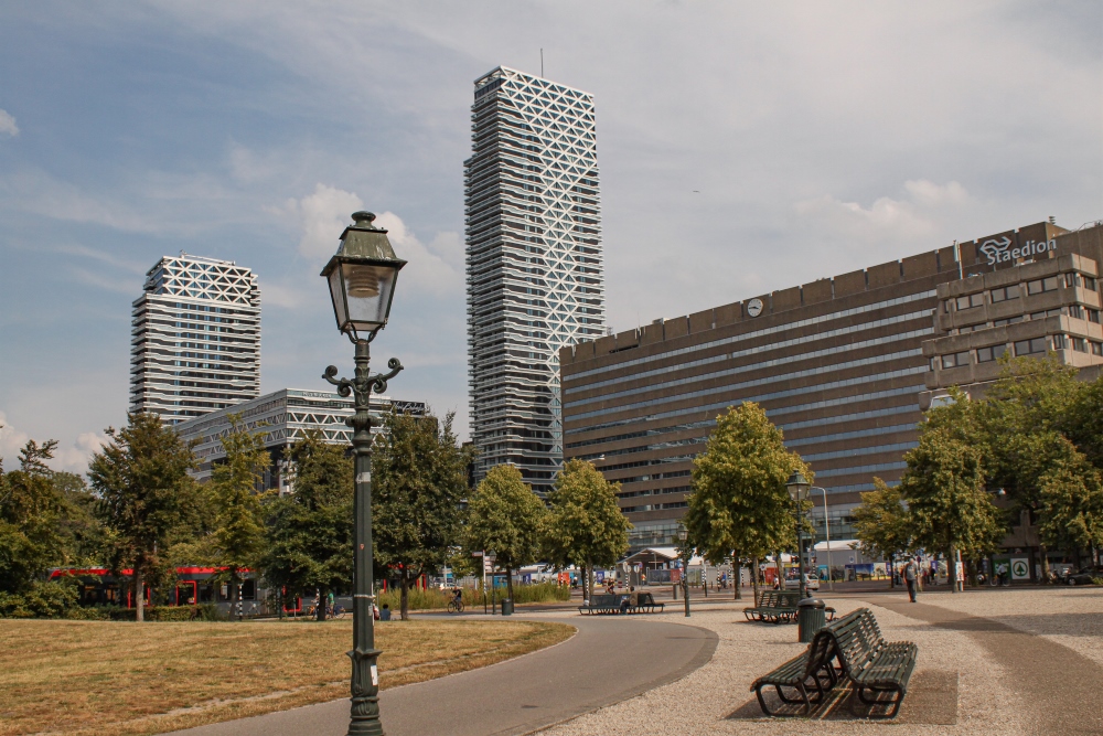 Den Haag Centraal und New Babylon