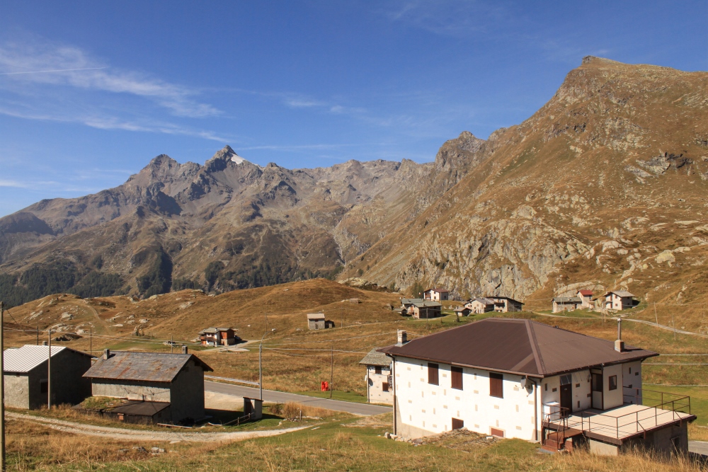Lombardei, Vor dem Splügenpass mit Pizzo Ferre