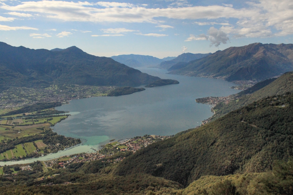 Lago di Como; Nordufer vom Monte Berlinghera