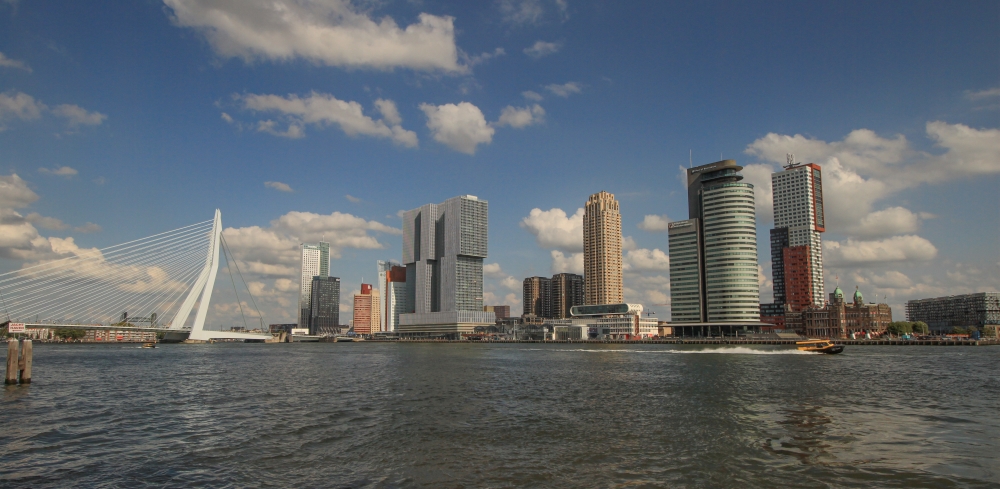 Rotterdam, Erasmusbrücke und Skyline
