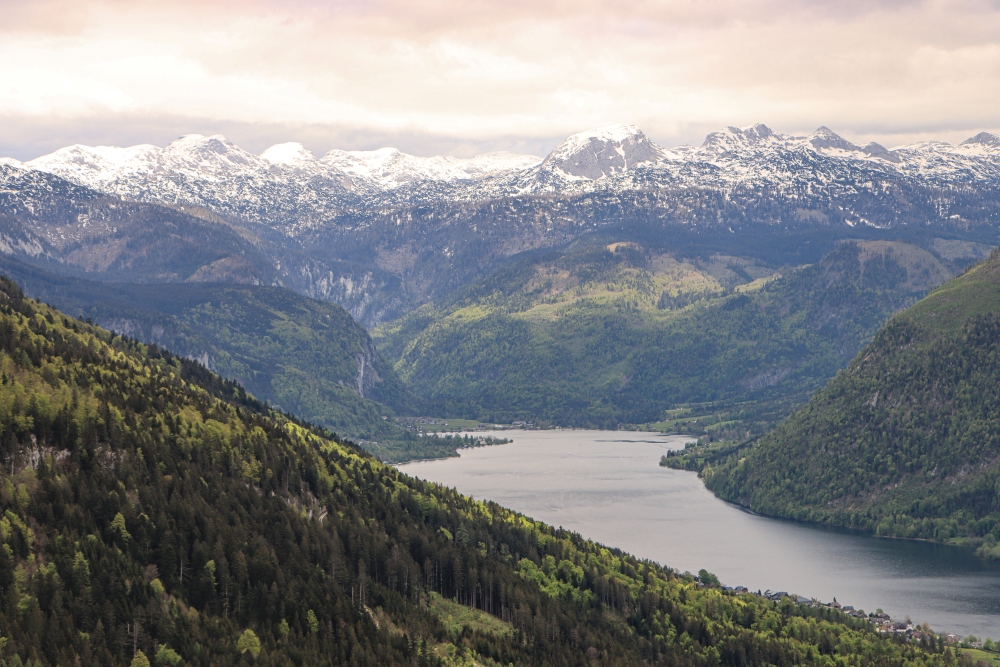 Ausseerland; Grundlsee und Totes Gebirge