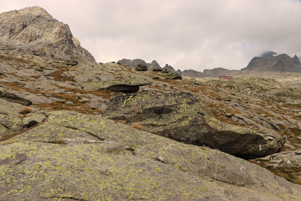 Schroffe Hochgebirgslandschaft am Monte Disgrazia