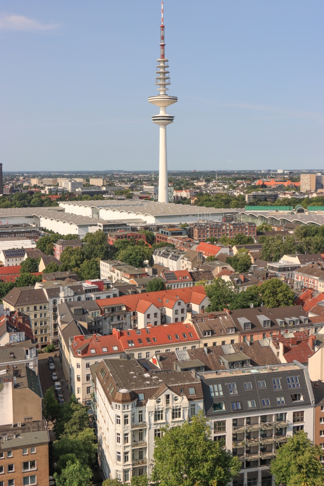 Hamburg, Messehallen und Heinrich-Hertz-Turm
