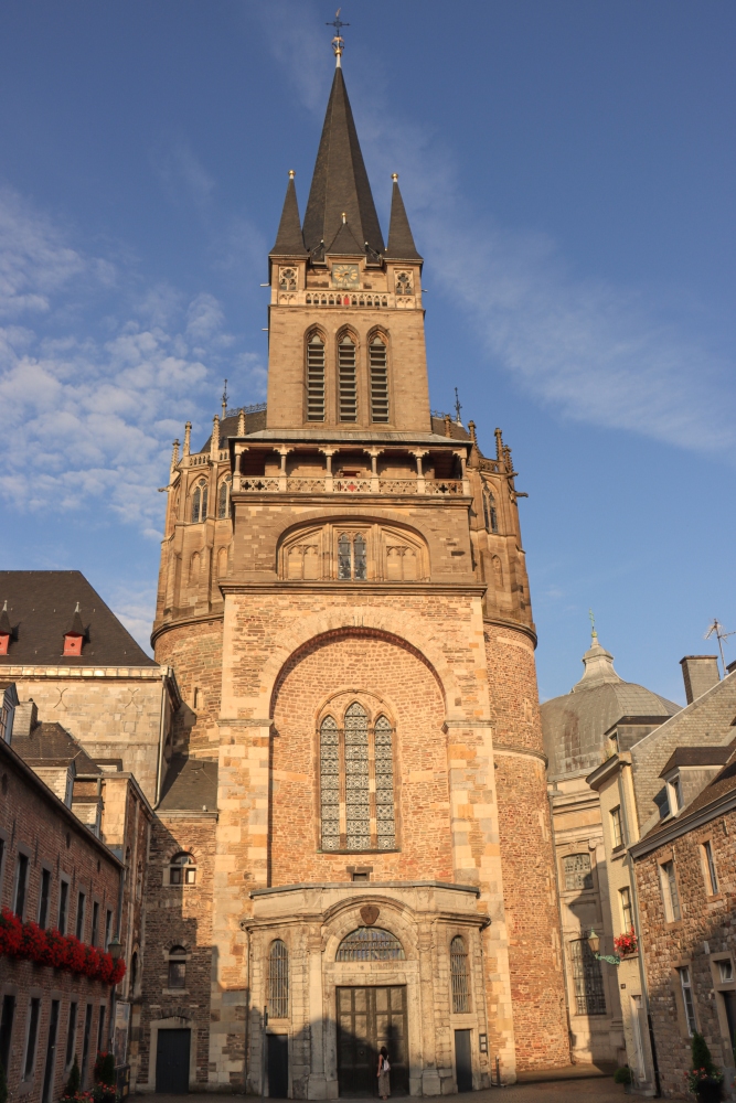 Aachener Dom; Westbau