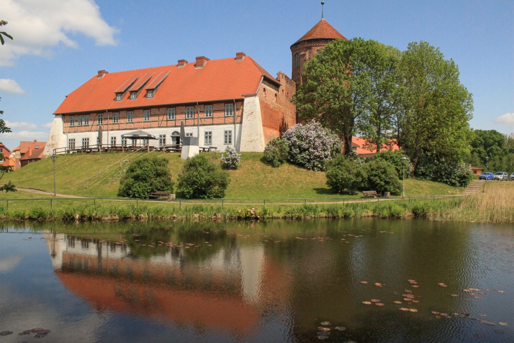 Neustadt-Glewe, Burg