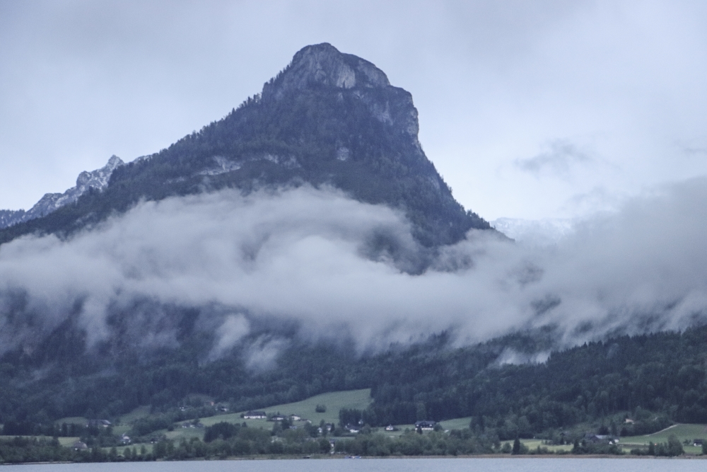 Sparber über dem Wolfgangsee