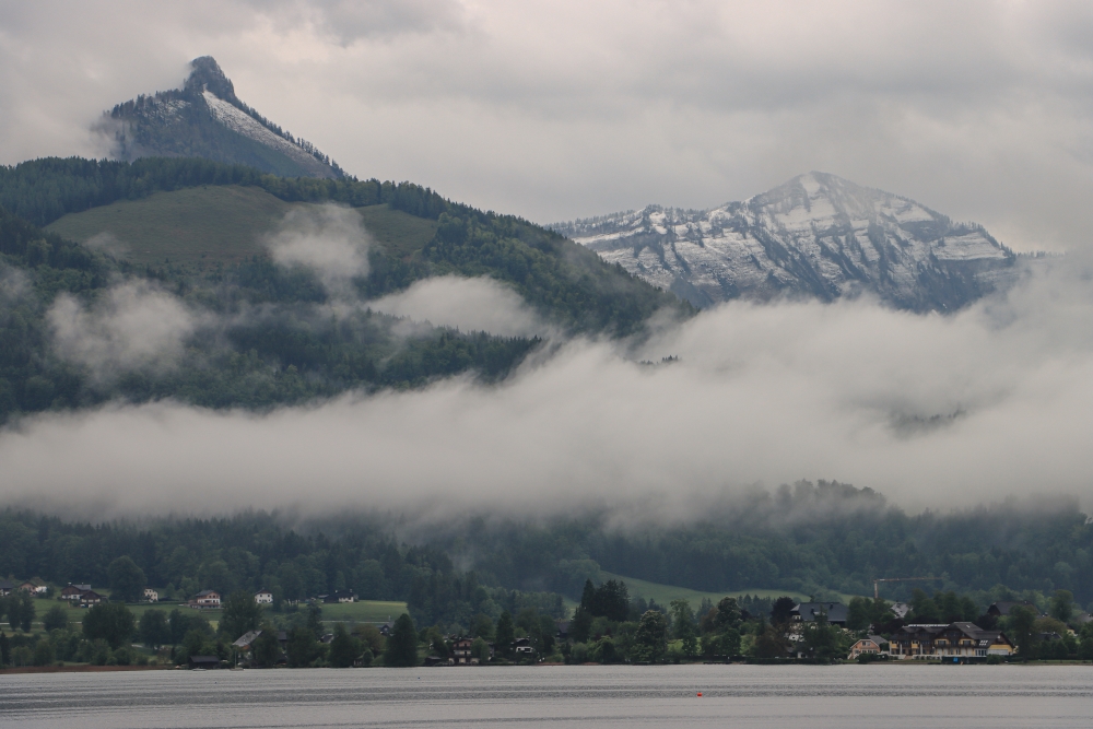 Wieslerhorn und Pitscherberg über dem Wolfgangsee