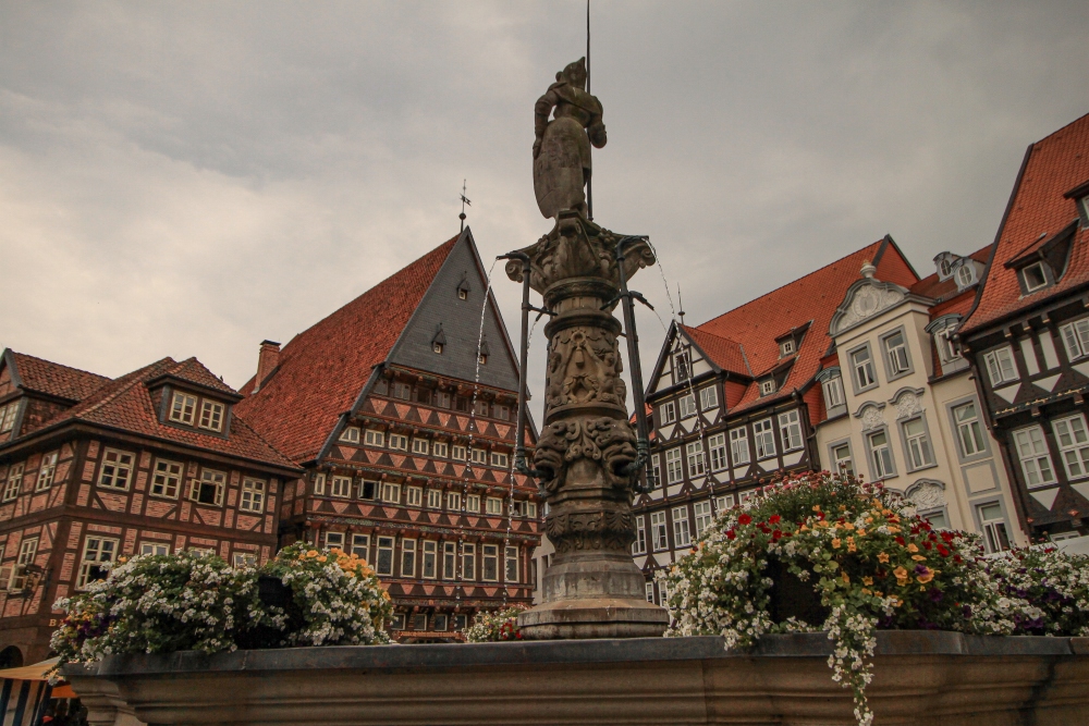 Hildesheim, Markt mit Rolandbrunnen
