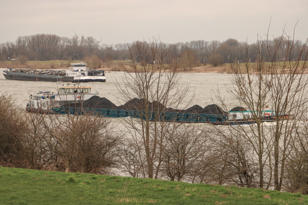 Niederrhein, Rheinschifffahrt
